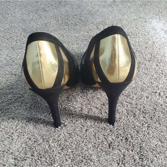 Black heels - Picture 6 of 12